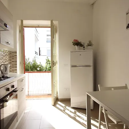 Simona Beach Holiday House Anzio Exterior photo